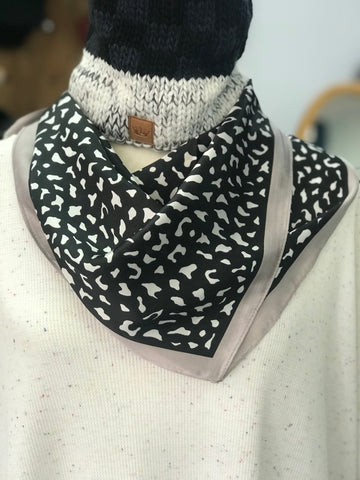 Winnie Scarf